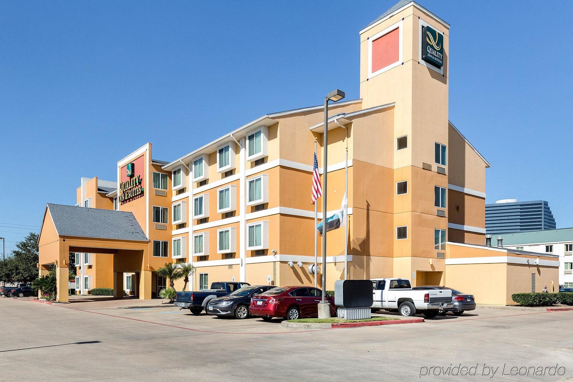 Quality Inn & Suites West Chase Houston Exterior photo